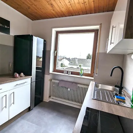 Апартаменты Lakeside Living Pfalz - Free Parking & Balkony *