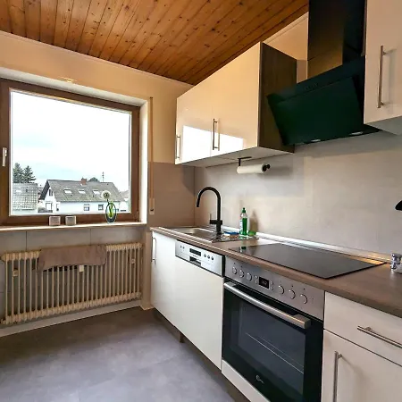 Апартаменты Lakeside Living Pfalz - Free Parking & Balkony Neuhofen